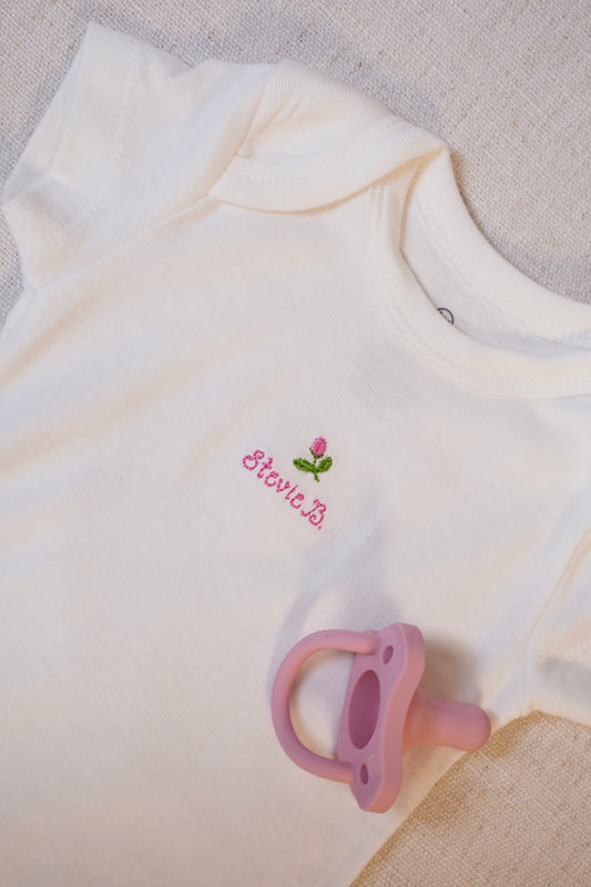 Custom Embroidered Baby Onesie – Short or Long Sleeve with Name or Mini Design